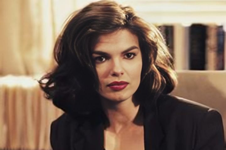 Jeanne Tripplehorn's Net Worth: Discover the Wealth of the Esteemed Actress
